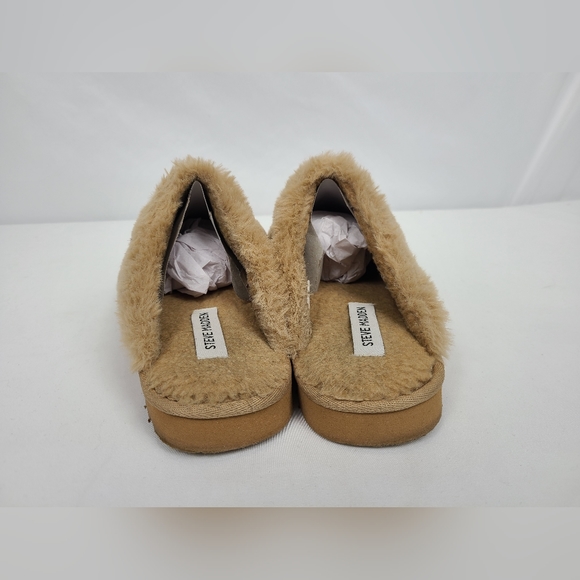 Steve Madden Fuzzy Slip On House Shoes Tan Size M With Box - Picture 4 of 11